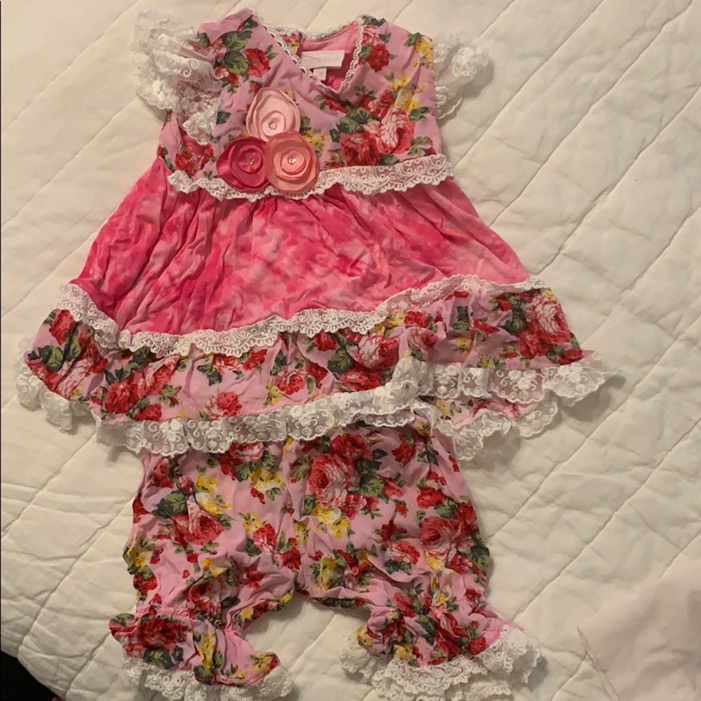 CachCach Outfit